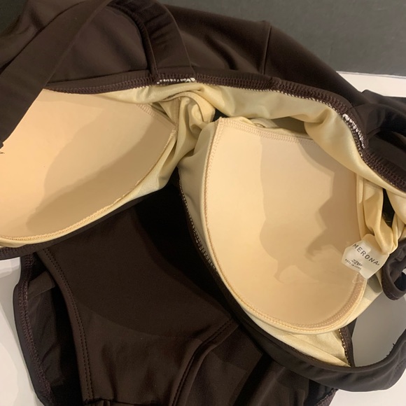 Bathing suit - Picture 5 of 7